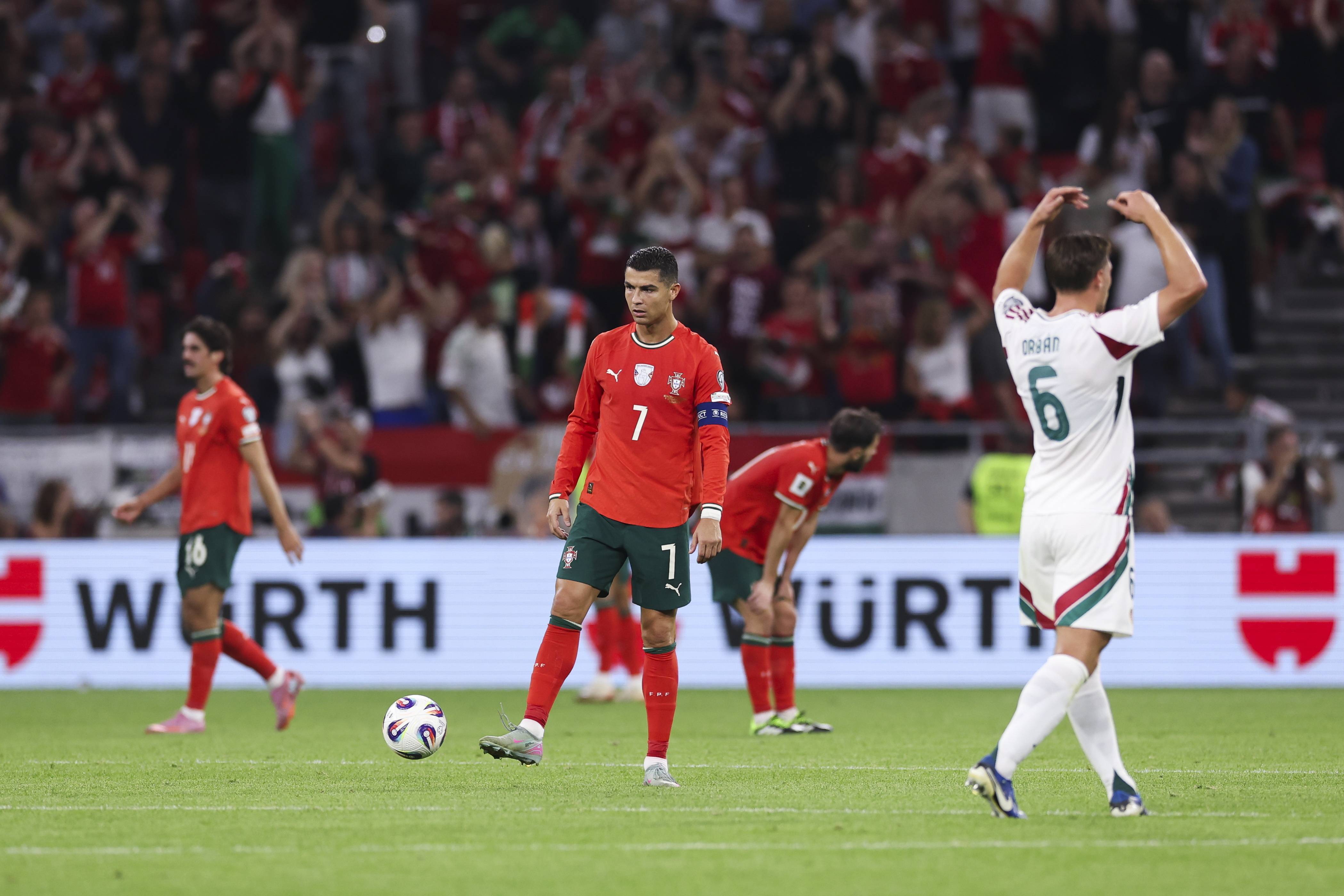 匈牙利队惨败斯洛文尼亚，淘汰梦破碎(匈牙利队强不强)